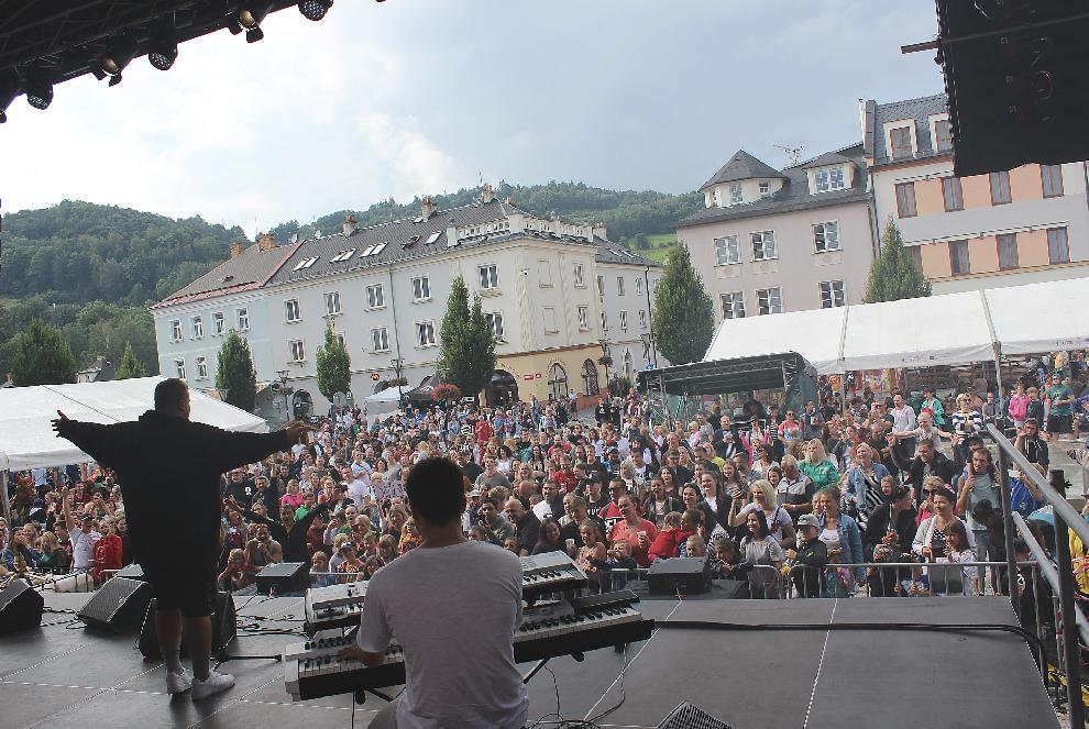 JESENÍK SE BAVIL NA MASARYKOVĚ NÁMĚSTÍ