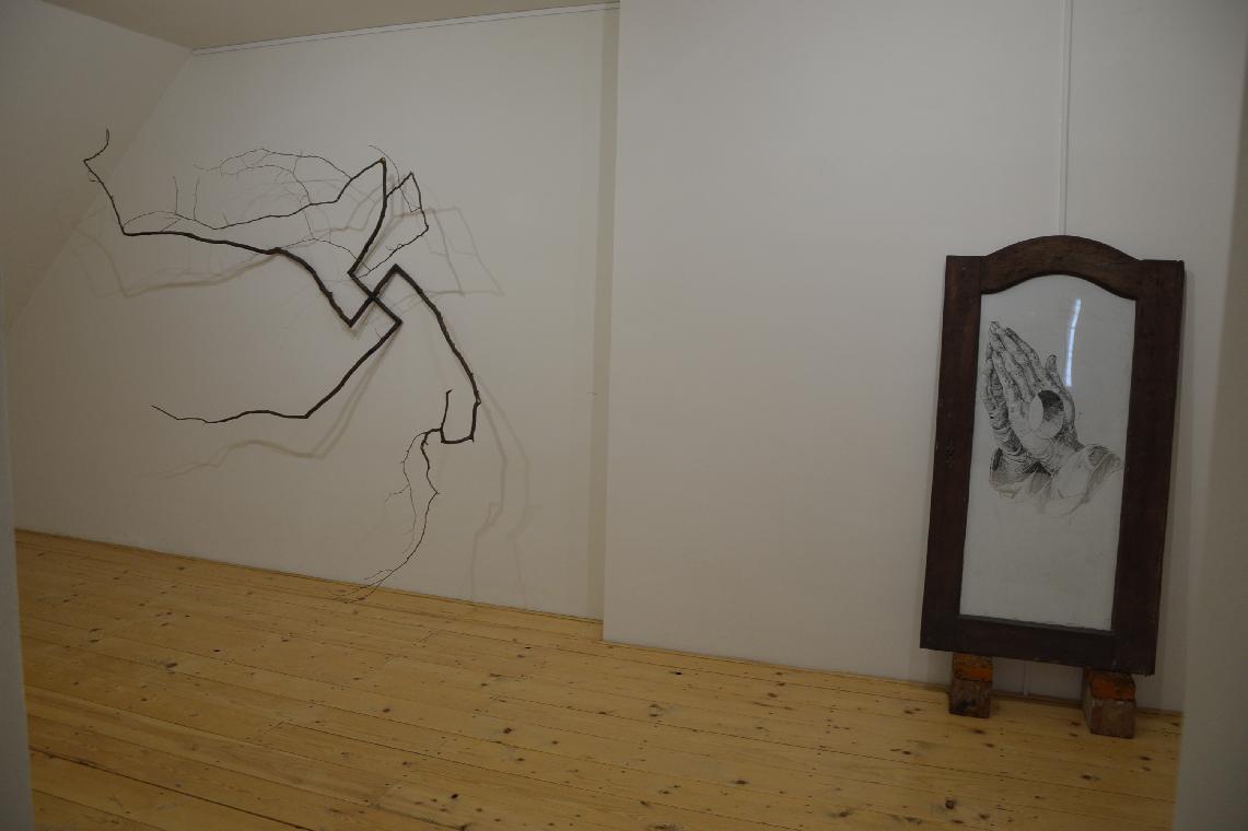 20082.JPG